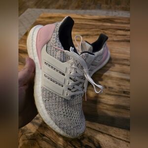 Ultraboost 4.0